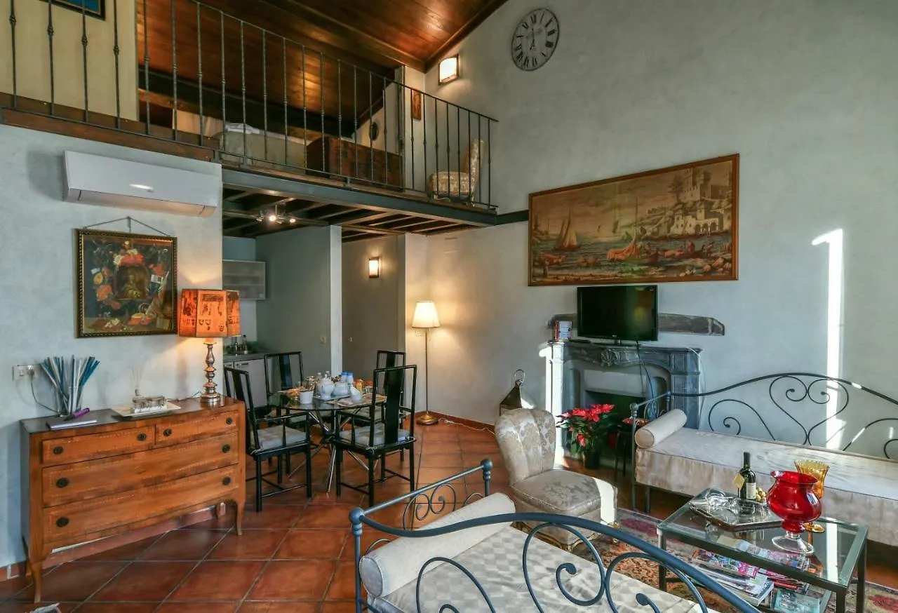 Апартаменты Romantic Terrace Флоренция